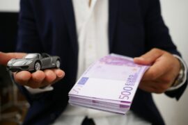 Comprar coche nuevo, ¿qué opciones de financiación existen?