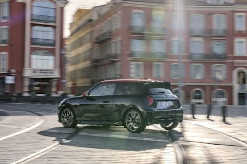 Los mejores coches pequeños eléctricos en 2025