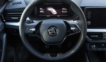 Skoda Kamiq Emotion 1.0 TSI 95CV lleno