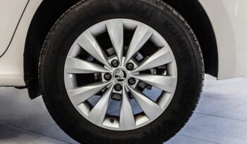 Skoda Kamiq Emotion 1.0 TSI 95CV lleno