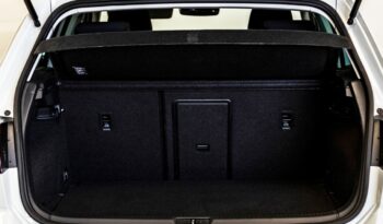 Volkswagen Golf Advance 1.6 TDI 115CV lleno