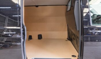 Volkswagen Transporter Furgón Largo 2.0 TDI 102CV lleno