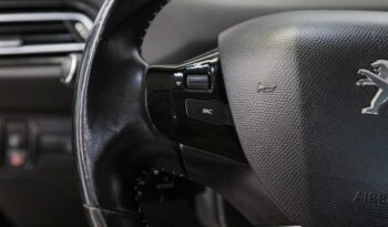 Peugeot 308 Active Pack 1.5 BlueHDi 130CV lleno