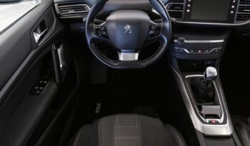 Peugeot 308 SW Allure 1.6 BlueHDI 120CV lleno