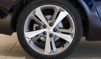 Peugeot 308 SW Allure 1.6 BlueHDI 120CV lleno