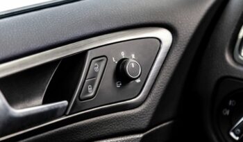 Volkswagen Golf Advance 1.5 TSI DSG-7 130CV lleno