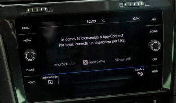 Volkswagen Golf Advance 1.5 TSI DSG-7 130CV lleno