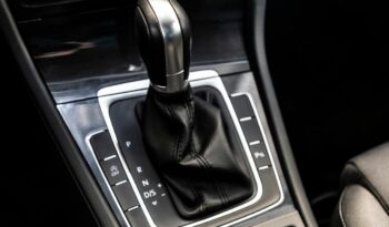 Volkswagen Golf Advance 1.5 TSI DSG-7 130CV lleno