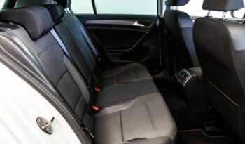 Volkswagen Golf Advance 1.5 TSI DSG-7 130CV lleno