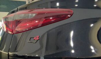Alfa Romeo Stelvio  2.2 Diésel 210cv Veloce Q4 lleno