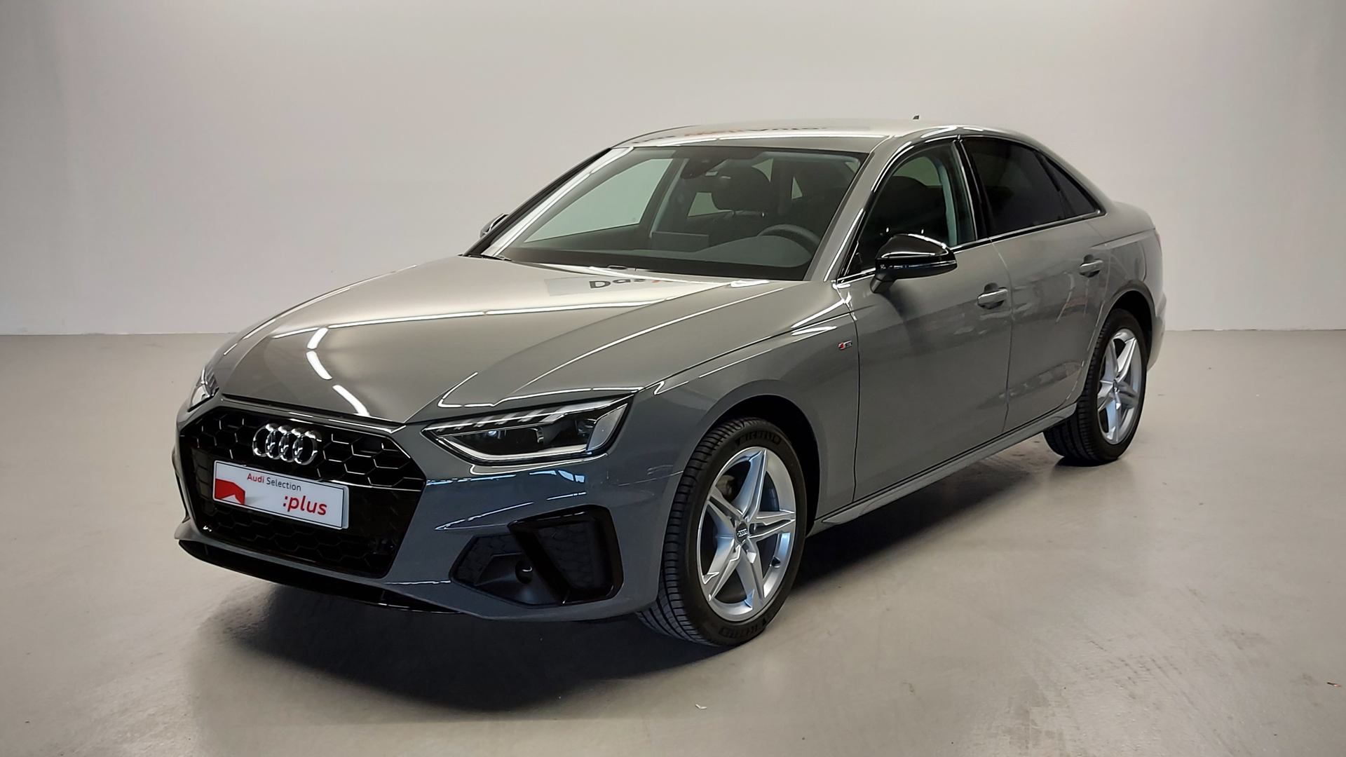 Audi A4 35 TDI S line S tronic 120kW