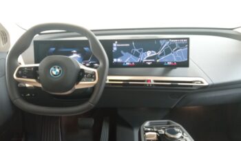 BMW iX xDrive40 240 kW (326 CV) lleno