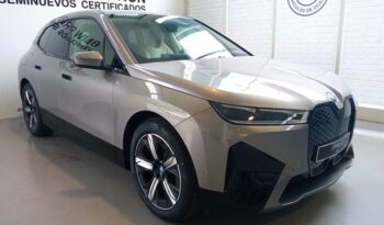 BMW iX xDrive40 240 kW (326 CV) lleno