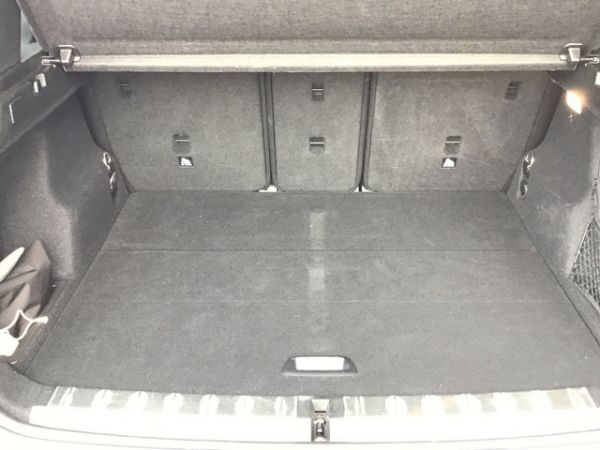 BMW X1 sDrive18d 110 kW (150 CV) lleno