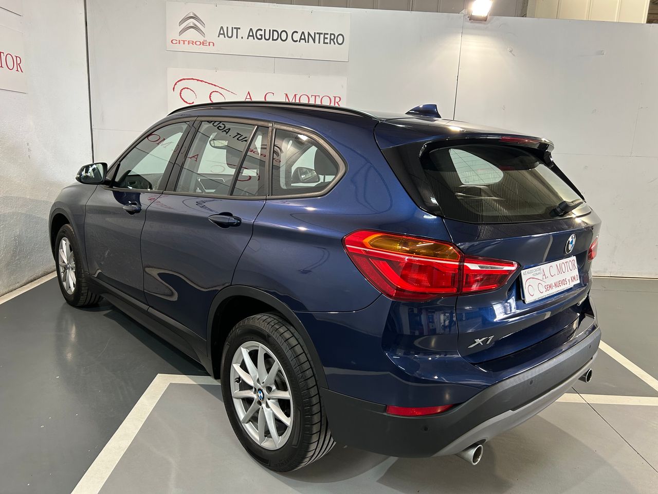 BMW X1 X1 sDrive 18d 150 CV lleno