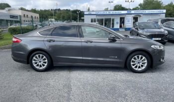Ford Mondeo Sedán 2.0 HEV Titanium lleno