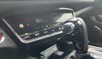 Honda HR-V 1.5 i-VTEC Elegance Navi CVT lleno
