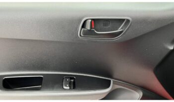 Hyundai i10 1.0 Essence lleno