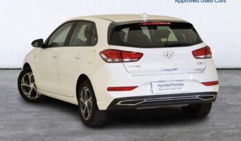 Hyundai i30 1.0 TGDI 48V KLASS 120 5P lleno
