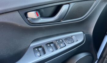 Hyundai Kona 1.0 TGDI Essence 4X2 lleno