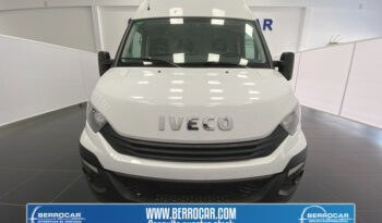 Iveco Daily Furgon 2.3 TD 35S 16 V 4100/H2 115 kW (156 CV) lleno