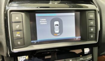 Jaguar F-Pace 2.0L i4D AWD Automático Prestige lleno