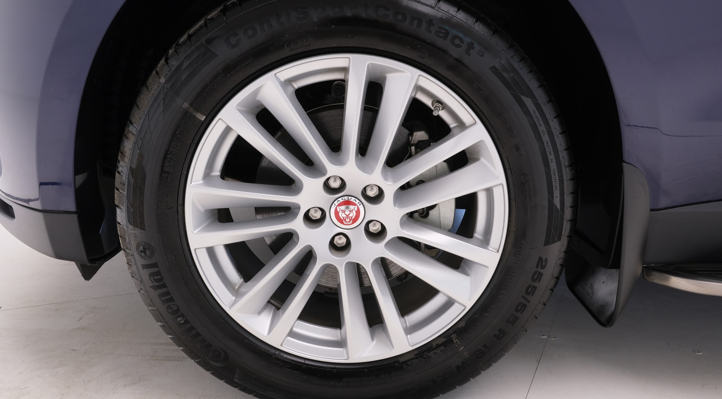 Jaguar F-PACE TODOTERRENO 2.0T 184KW PRESTIGE 4WD AUTO 250 5P lleno