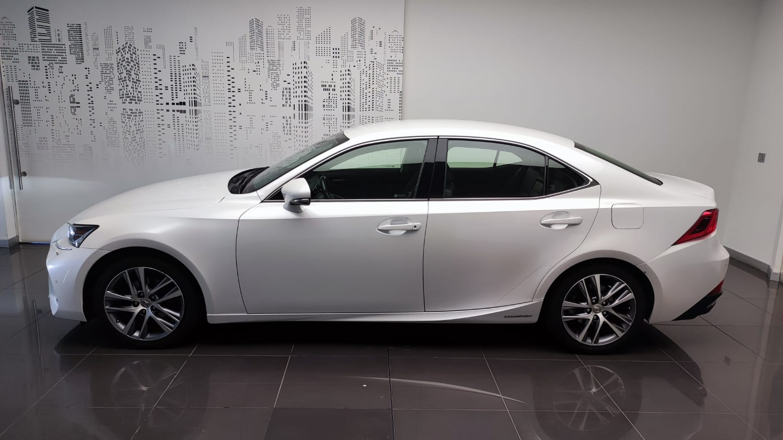 Lexus IS 2.5 300h Executive
