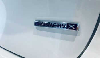 Mazda Mazda 3 2.0 Skyactiv-X Zenith Safety Black 137 kW (186 CV) lleno