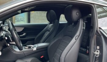 Mercedes-Benz C 300 Coupe AMG Line lleno