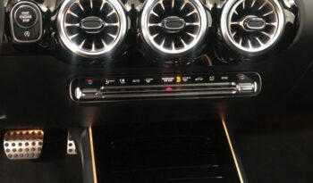 Mercedes-Benz Clase B 180 d lleno