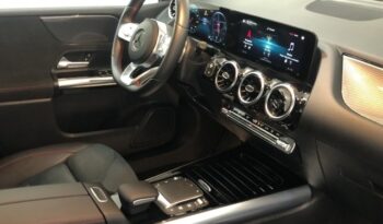 Mercedes-Benz Clase B 180 d lleno