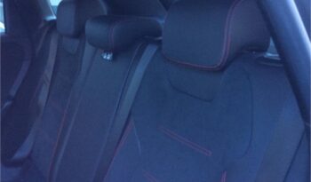 Mercedes-Benz Clase B 200 d lleno