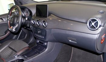 Mercedes-Benz CLASE B B 200 D lleno