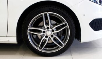 Mercedes-Benz CLASE B B 200 D lleno
