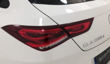 Mercedes-Benz Clase CLA 200 D DCT Shooting Brake lleno