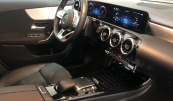 Mercedes-Benz Clase CLA 200 D DCT Shooting Brake lleno