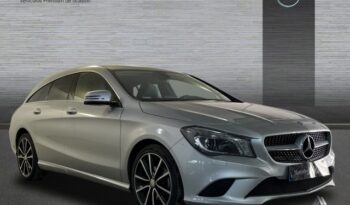 Mercedes-Benz Clase CLA 200 d Urban Shooting Brake lleno