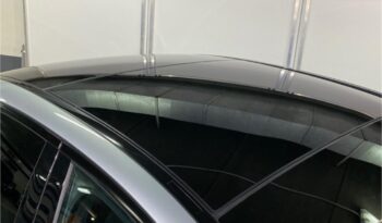 Mercedes-Benz Clase E 300 de lleno