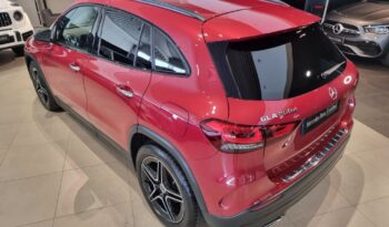 Mercedes-Benz Clase GLA 200 d AMG Line (EURO 6d) lleno