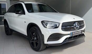 Mercedes-Benz Clase GLC 300 de 4MATIC lleno