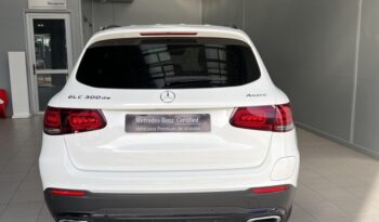 Mercedes-Benz Clase GLC 300 de 4MATIC lleno