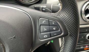 Mercedes-Benz GLA 200 CDI / d Urban lleno