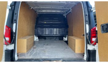 Mercedes-Benz Vito 114 CDI Larga lleno
