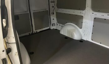Mercedes-Benz Vito e-Vito 112 Furgón Larga lleno