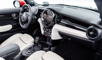MINI MINI Cabrio John Cooper Works 170 kW (231 CV) lleno