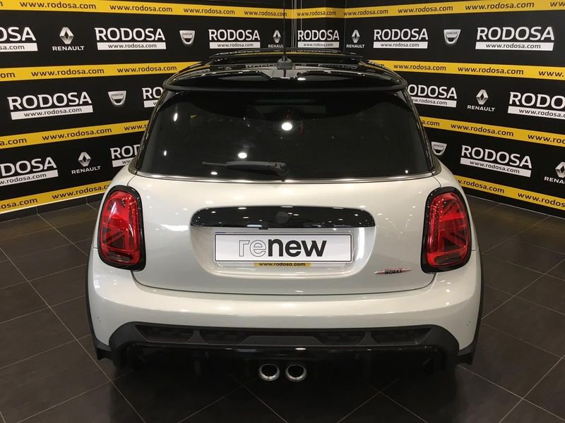 MINI MINI  JOHN COOPER WORKS 231CV lleno