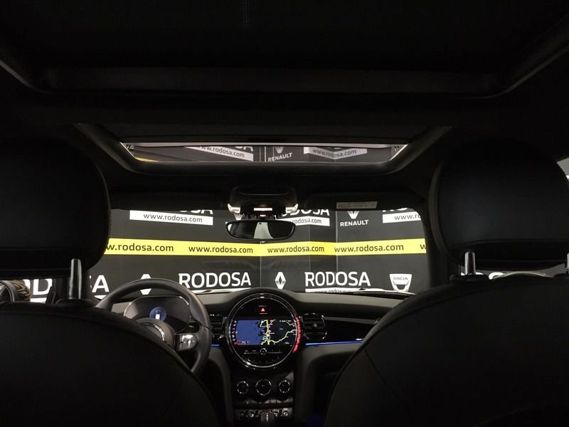MINI MINI  JOHN COOPER WORKS 231CV lleno