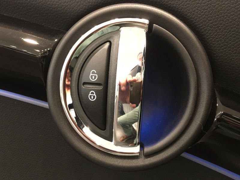 MINI MINI  JOHN COOPER WORKS 231CV lleno
