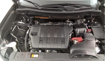 Mitsubishi Outlander 220 DI-D Kaiteki Auto 4WD lleno